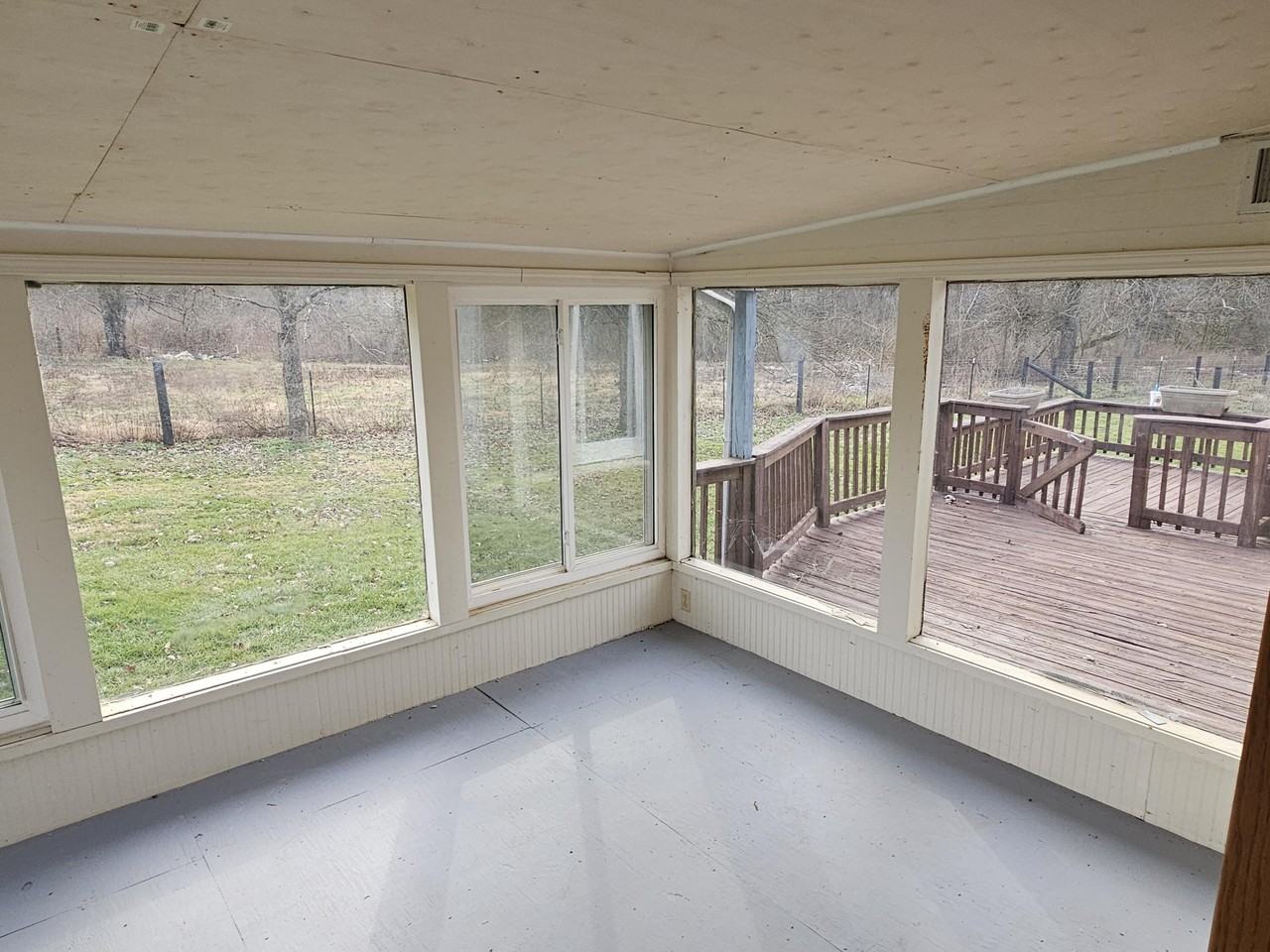 3745 Frankfort Ford Rd - Photo 4 of 22