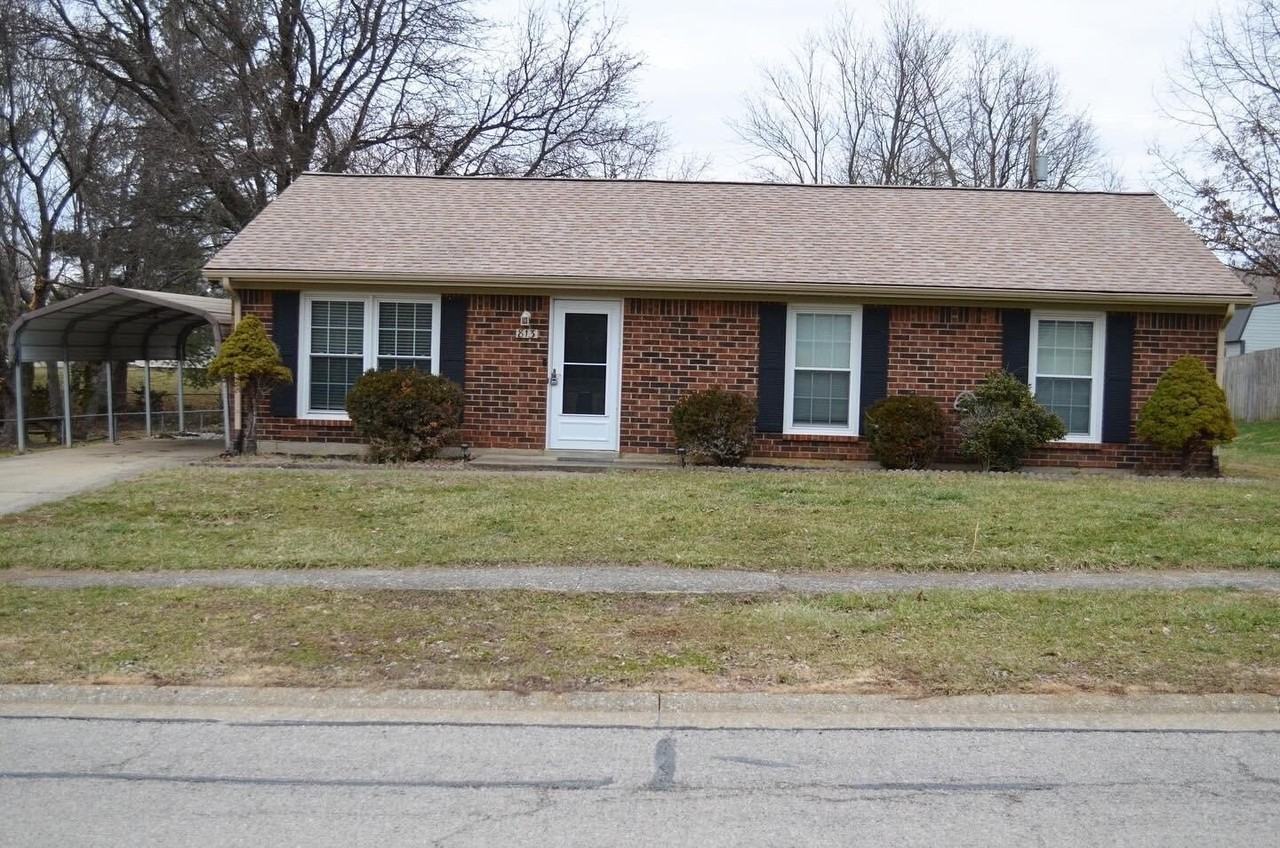 813 Pocahontas Trl - Photo 2 of 10