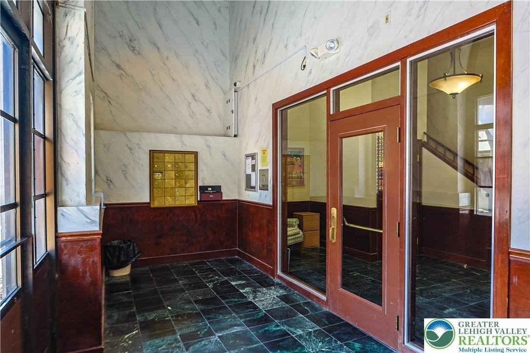 535 Main St Apt 12 #12 - Photo 3 of 24