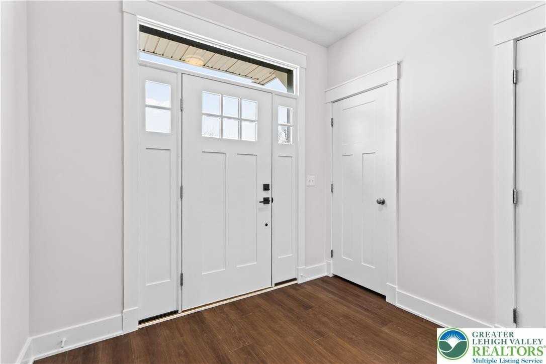 1674 Best Pl - Photo 4 of 27