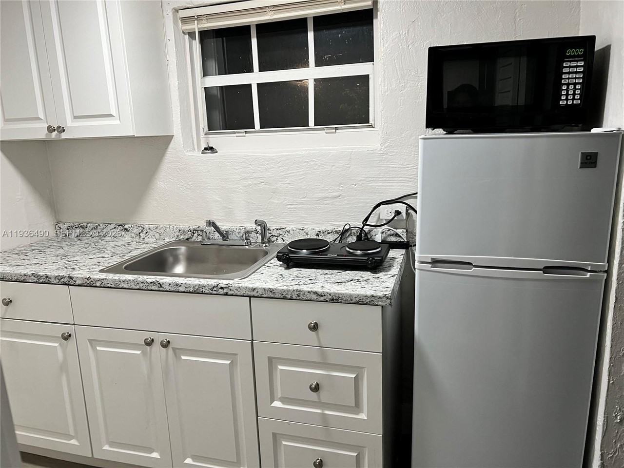 120 Sw 68th Ave #0 - Photo 3 of 12