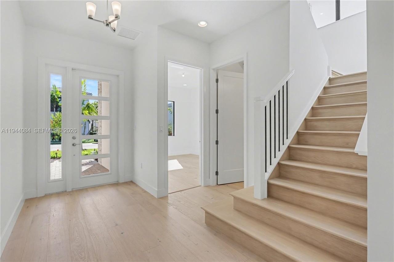 8525 Crystal Downs Ave - Photo 6 of 50