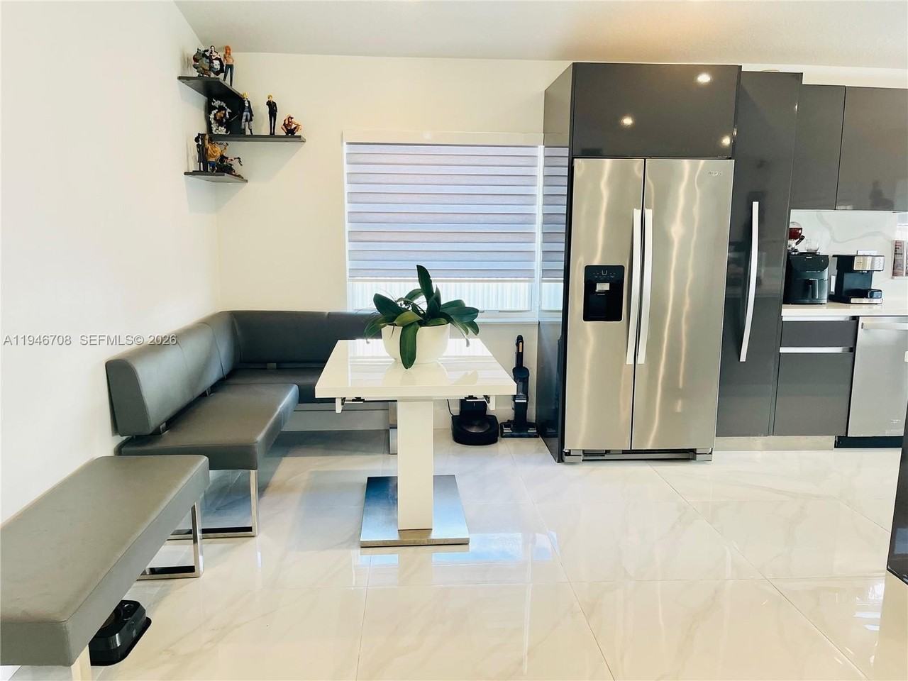 14742 Sw 176th Ter - Photo 5 of 25