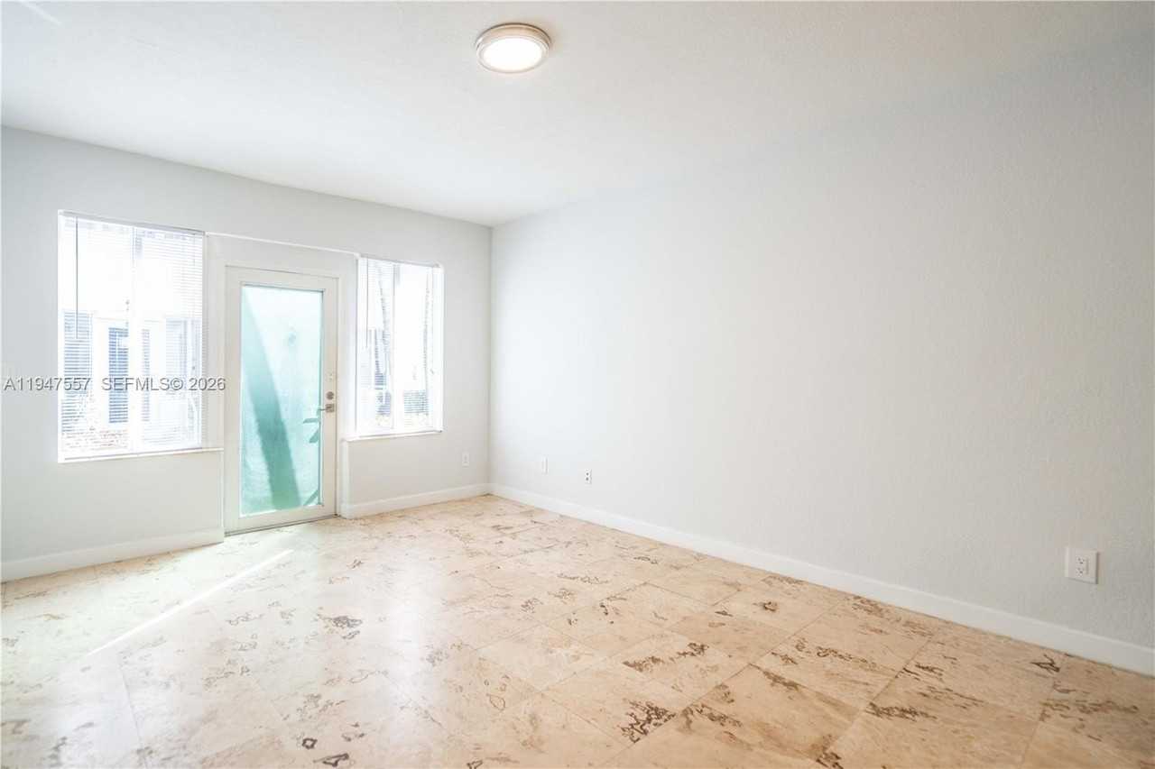 2180 Bay Dr #3B - Photo 2 of 18