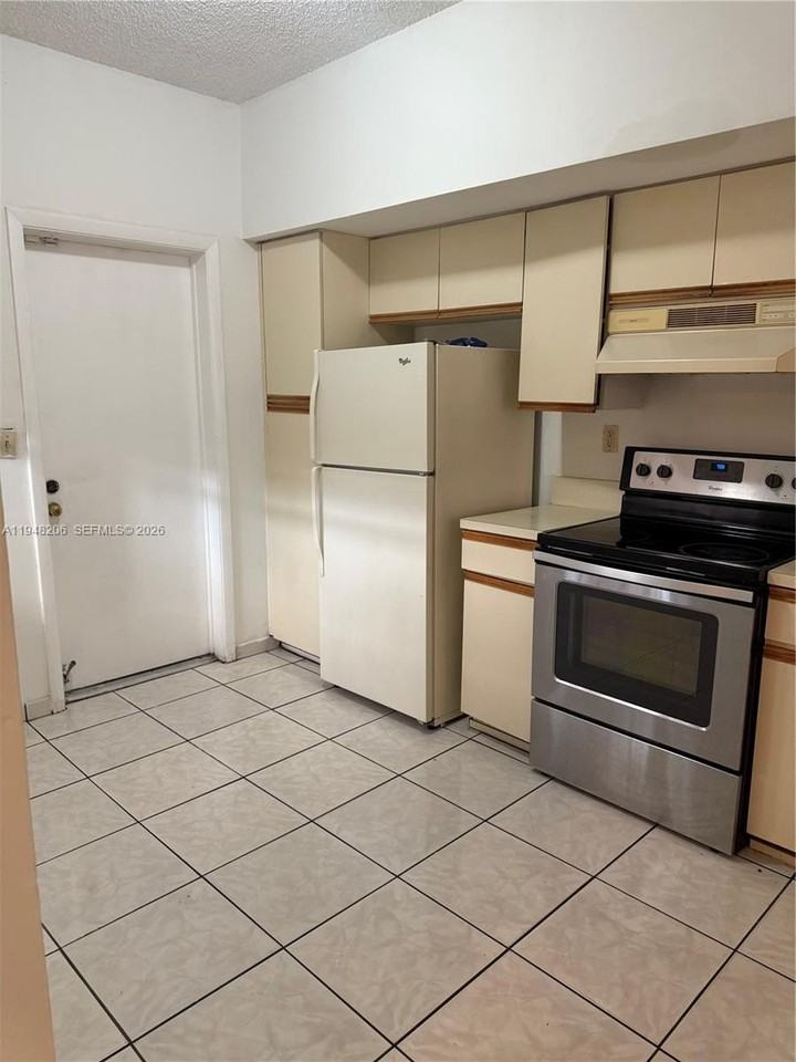 11864 Sw 99th St #0 - Photo 6 of 22