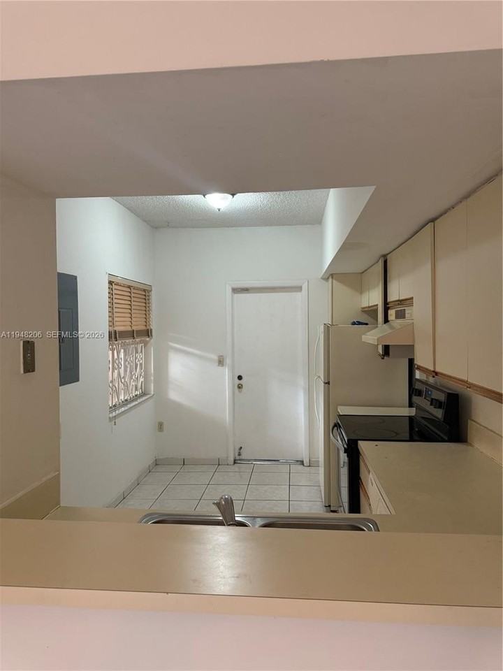 11864 Sw 99th St #0 - Photo 7 of 22