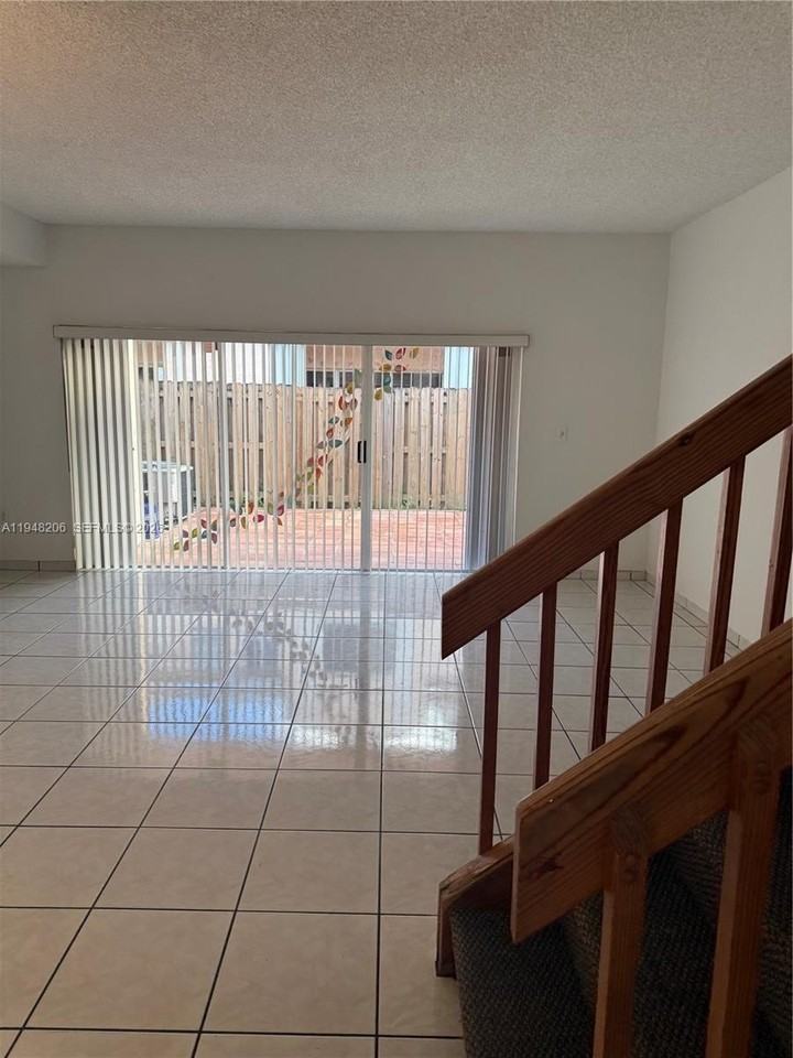 11864 Sw 99th St #0 - Photo 6 of 22