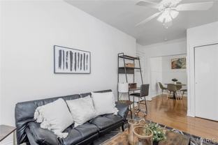 738 De Mun Ave - Photo 1 of 1