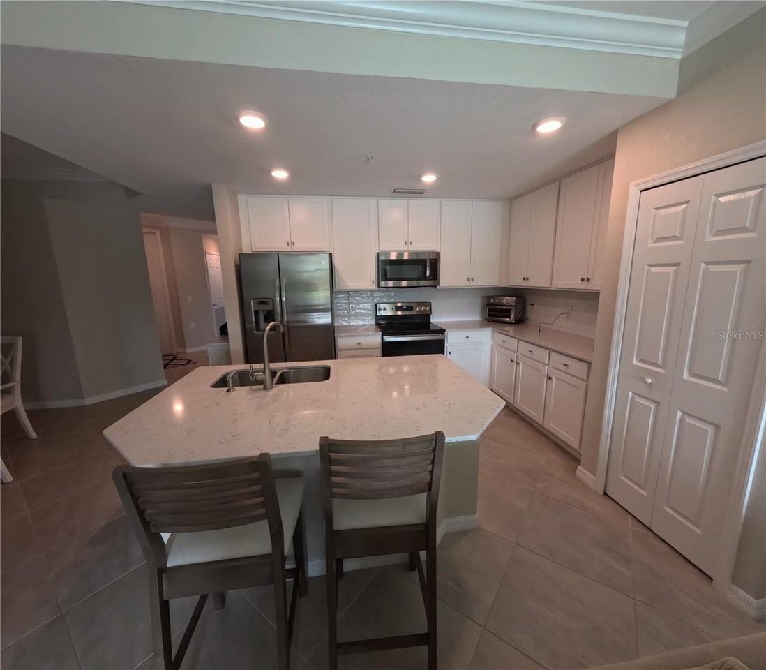 17626 Gawthrop Dr #201 - Photo 5 of 23