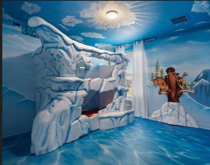 681 PEBBLE BEACH DRIVE - Photo 3 of 9