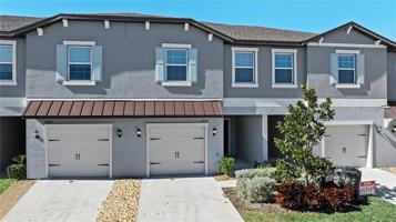 featured image of 10373 Lavender Aster Trl