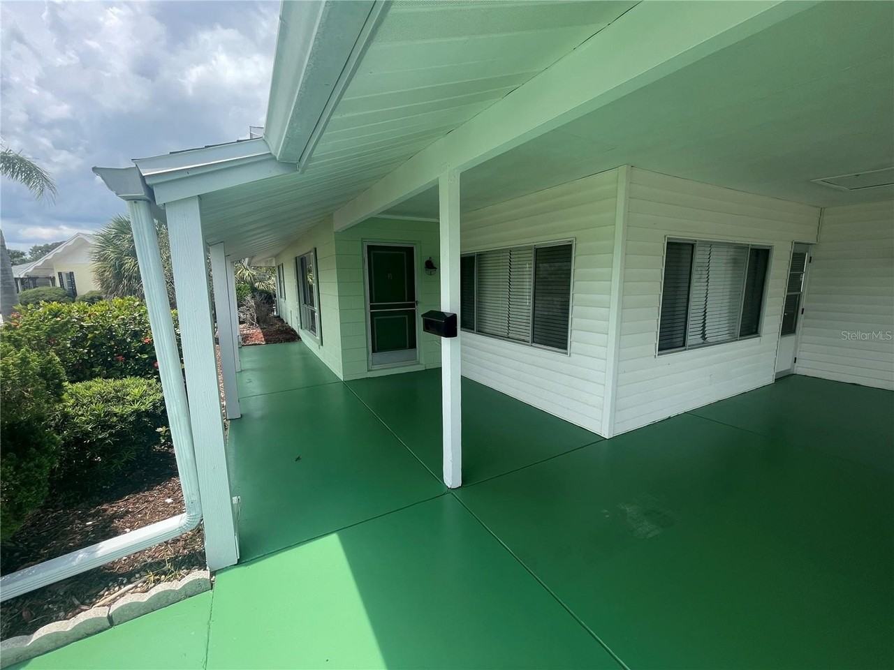 701 Cypress Pl - Photo 4 of 25