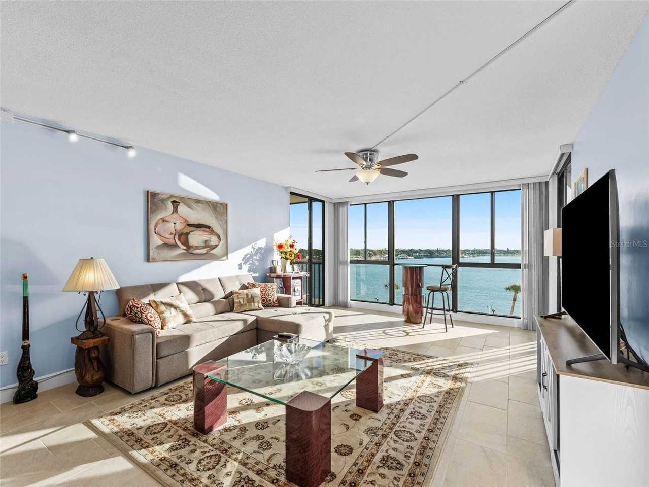 7100 Sunshine Skyway Ln S #503 - Photo 3 of 34