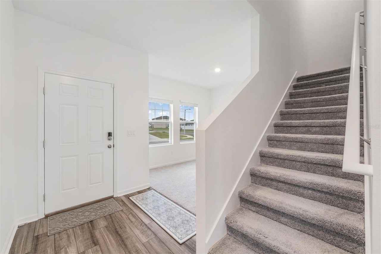 35412 Eastbrook Ave - Photo 5 of 50