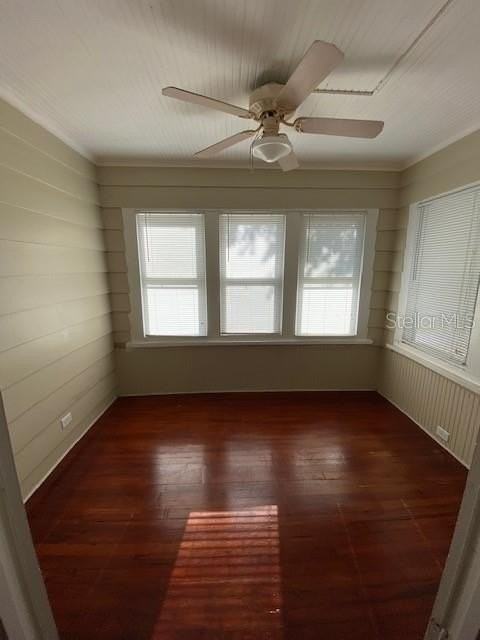 801 23rd Ave N - Photo 6 of 12