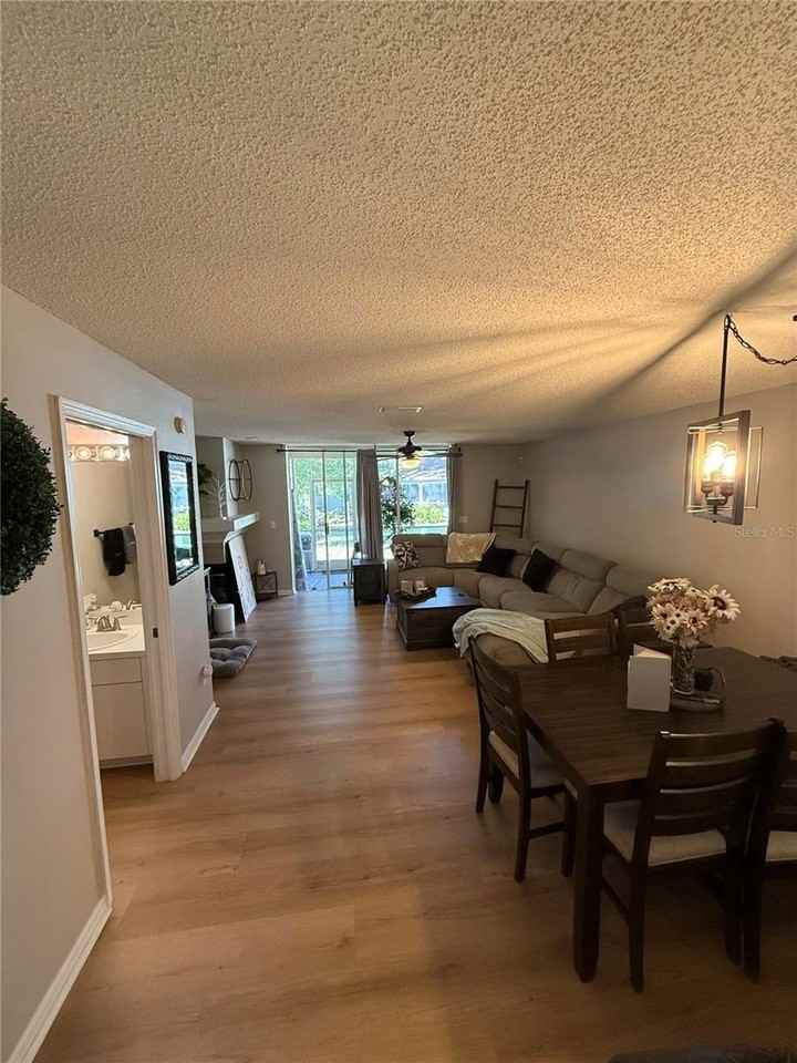 2158 Clover Hill Rd - Photo 5 of 25