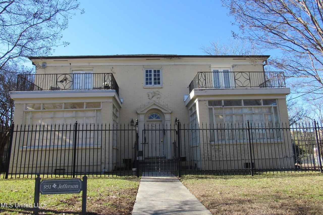 951 N Jefferson St Apt 1 #Apt 1