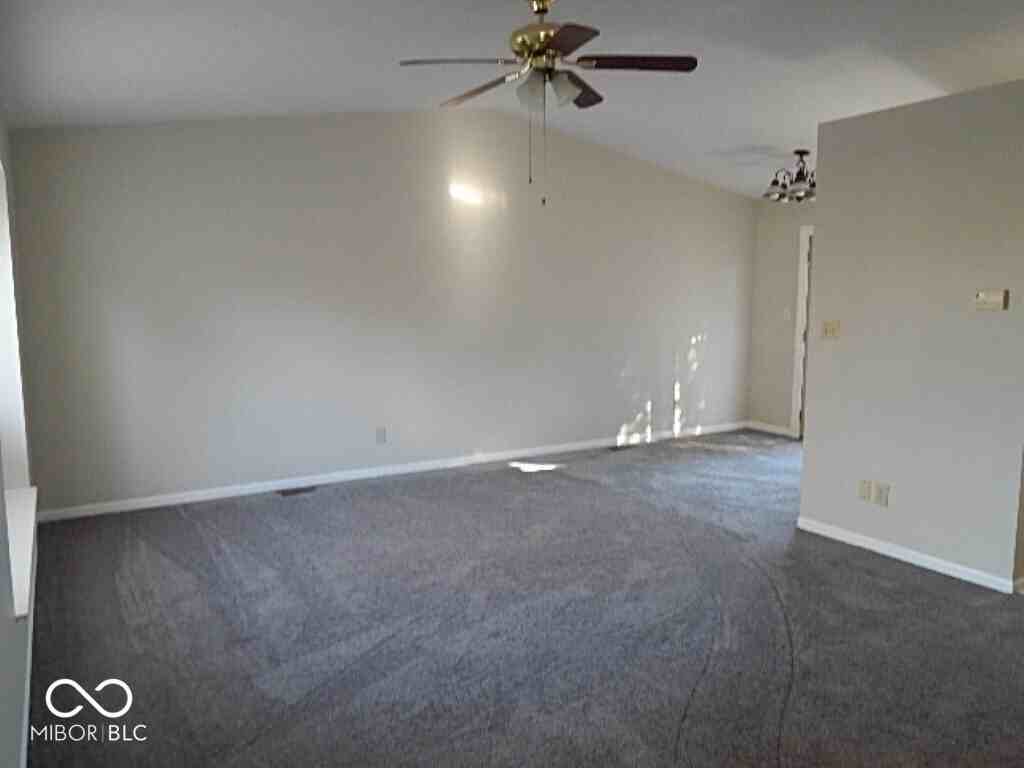 561 Boonesboro Rd - Photo 6 of 18