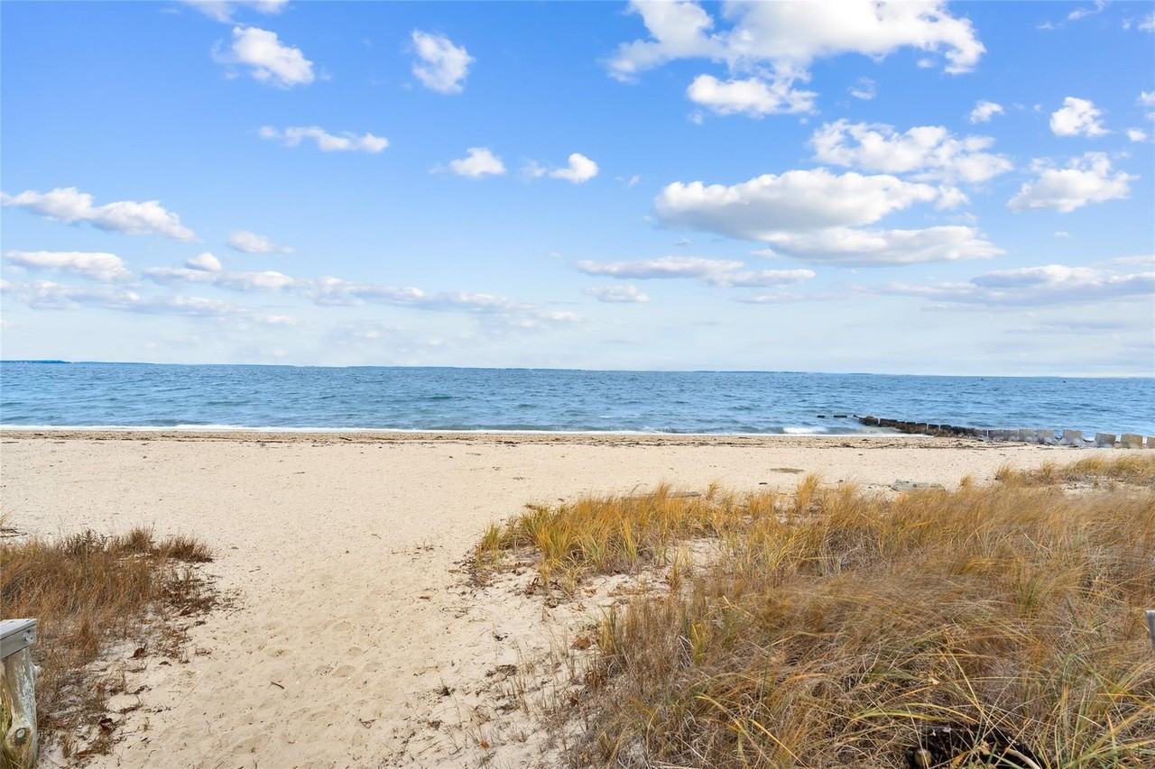 34 Underwood Dr - Photo 2 of 31