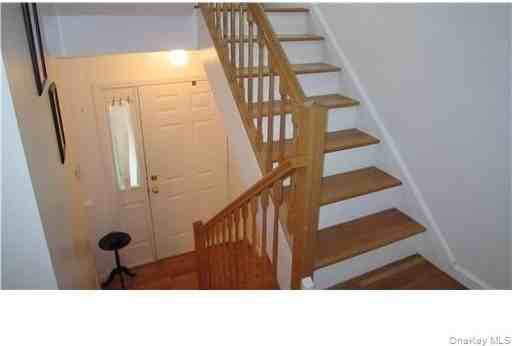 213 Arlington Ct - Photo 6 of 13