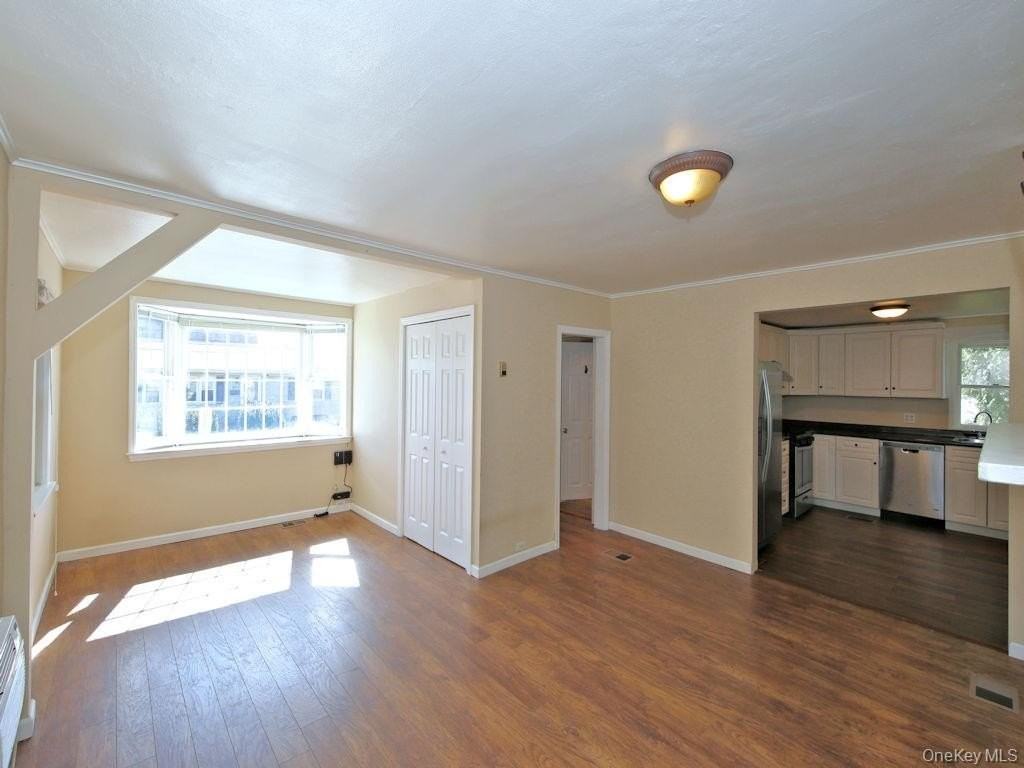 504 Jefferson Ave Unit Left #LEFT - Photo 2 of 12