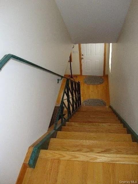 25 Elm St - Photo 5 of 11