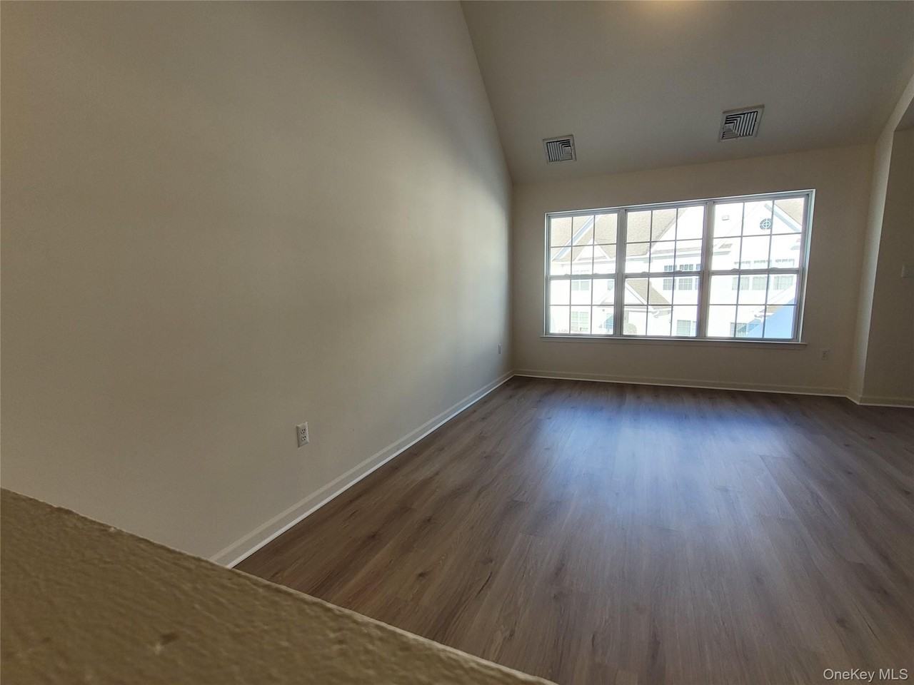 123 Ruth Ct Unit D #D - Photo 5 of 15