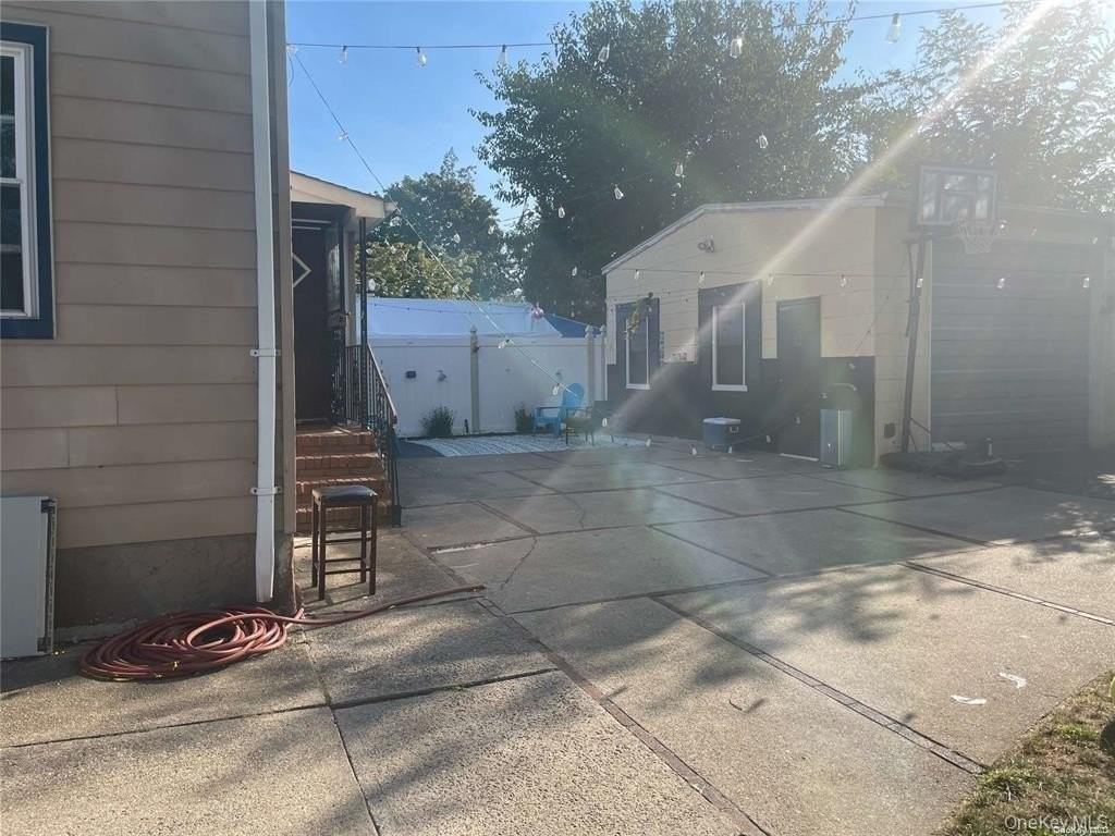 25 Grand St Unit 1 #1-2 - Photo 3 of 17