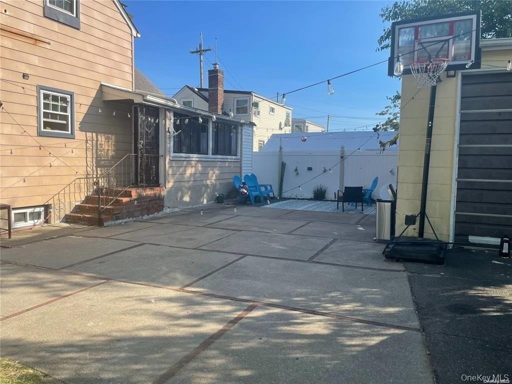 25 Grand St Unit 1 #1-2 - Photo 4 of 17