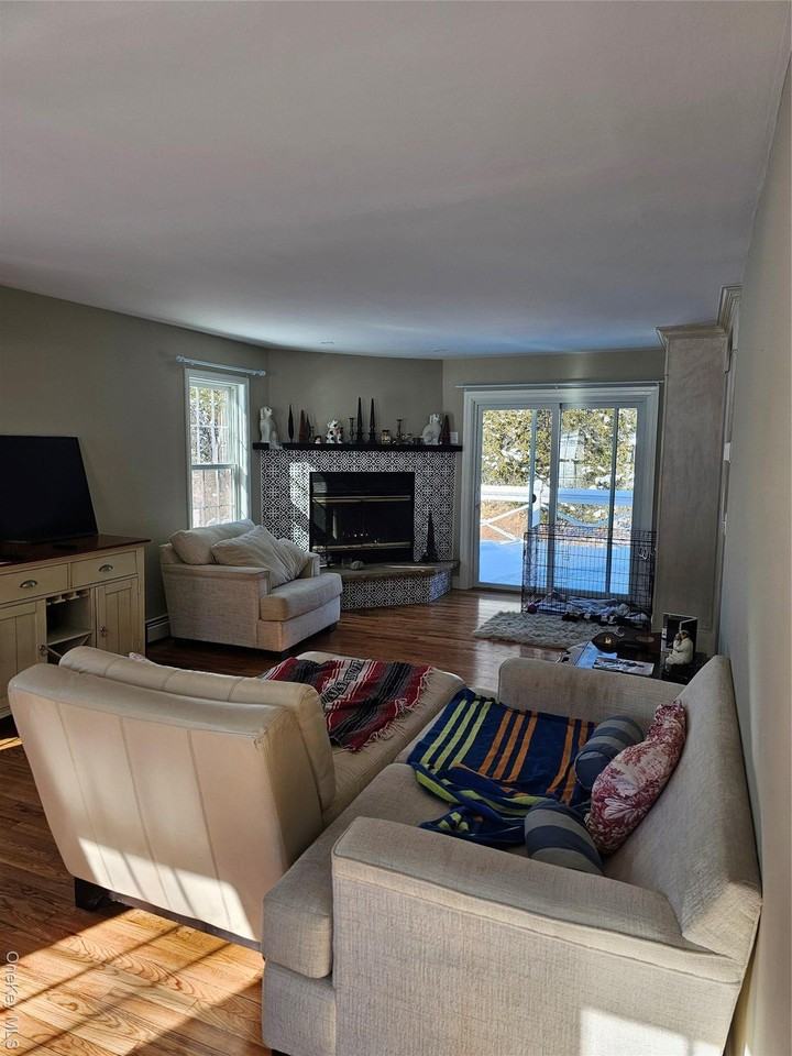 19 Telsar Ln - Photo 5 of 16