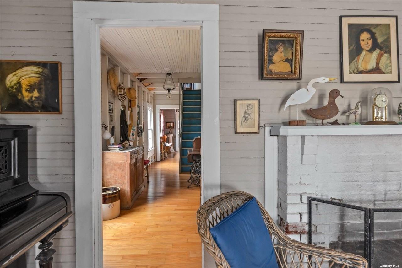 20 Ocean Rd - Photo 4 of 19