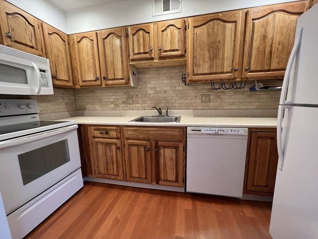 162 Quincy Shore Dr Unit 65 #65 - Photo 6 of 14