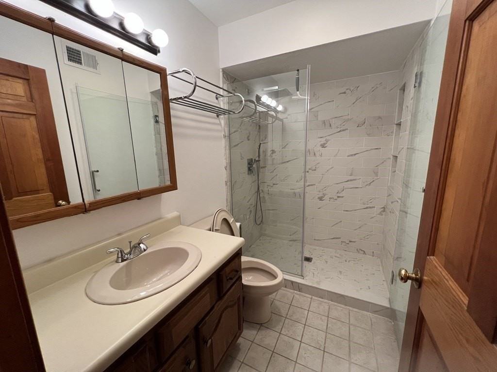 162 Quincy Shore Dr Unit 65 #65 - Photo 7 of 14