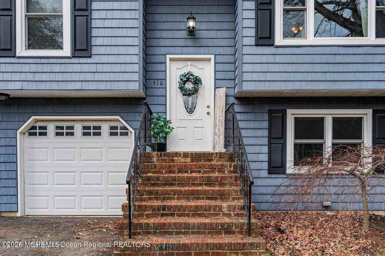 510 Leawood Ave - Photo 2 of 28