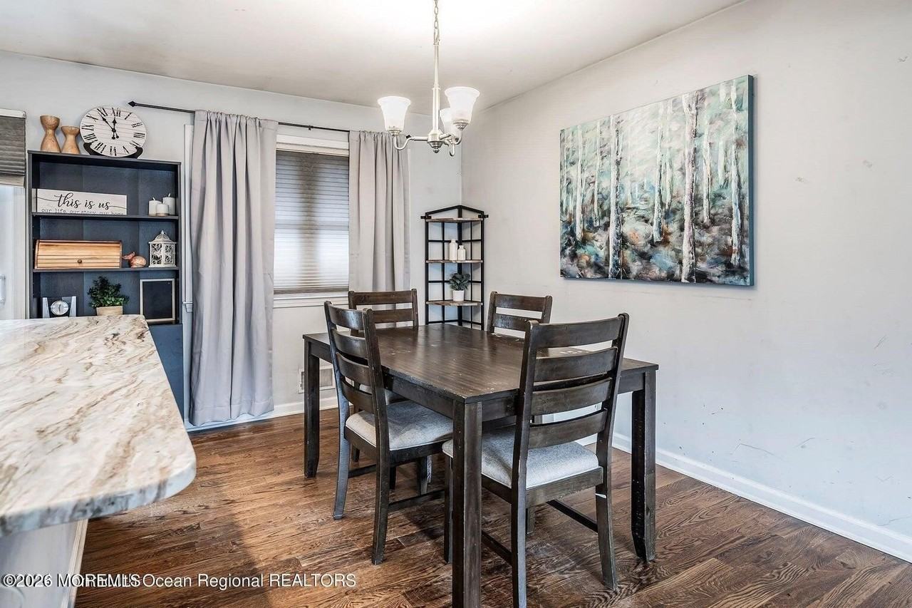 510 Leawood Ave - Photo 7 of 28