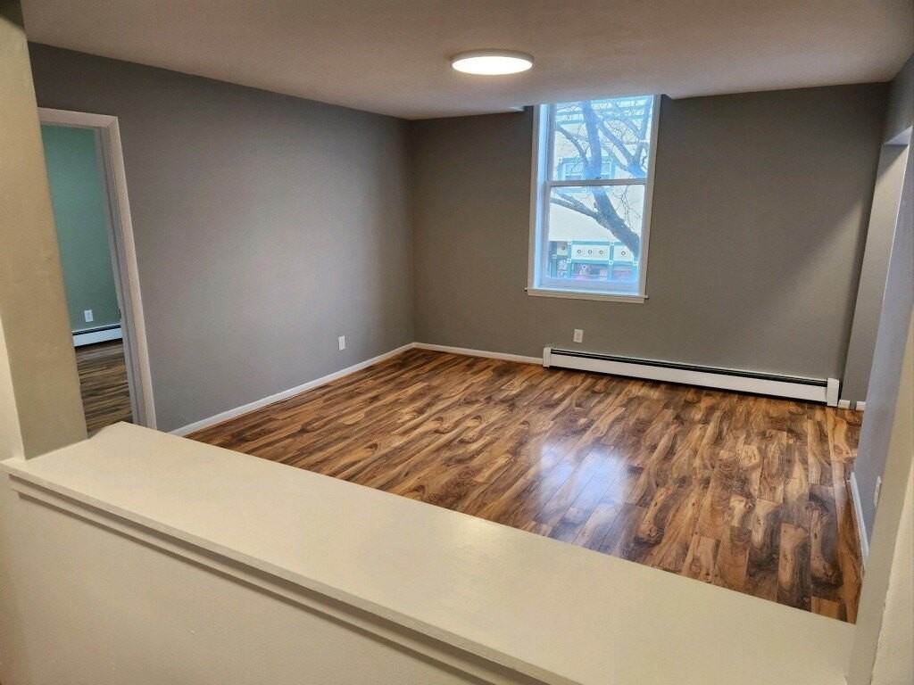 905 Main St Unit 2 #2 - Photo 4 of 12