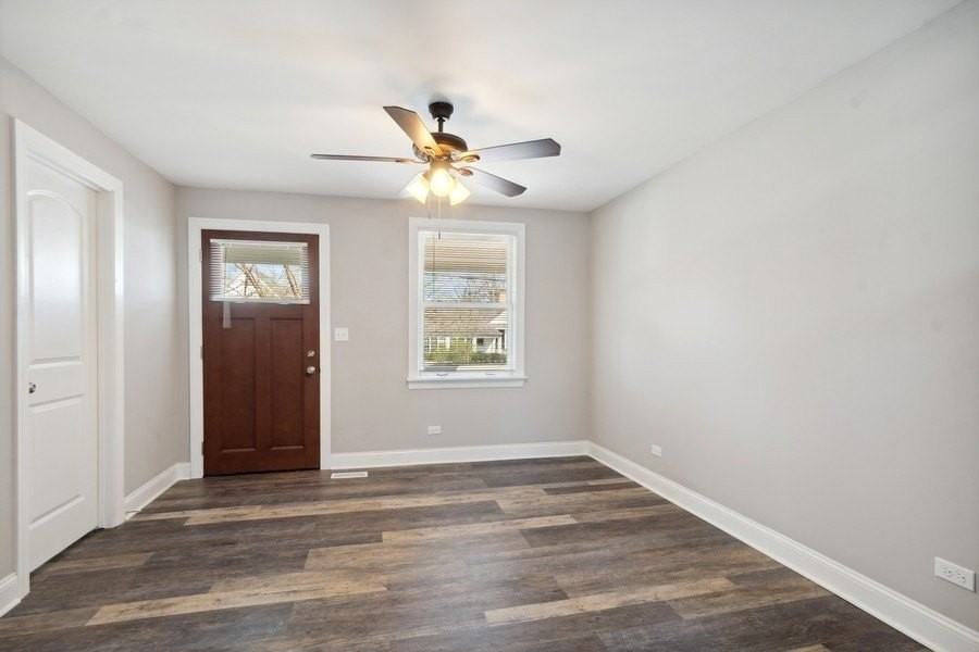 293 Scott St - Photo 3 of 17