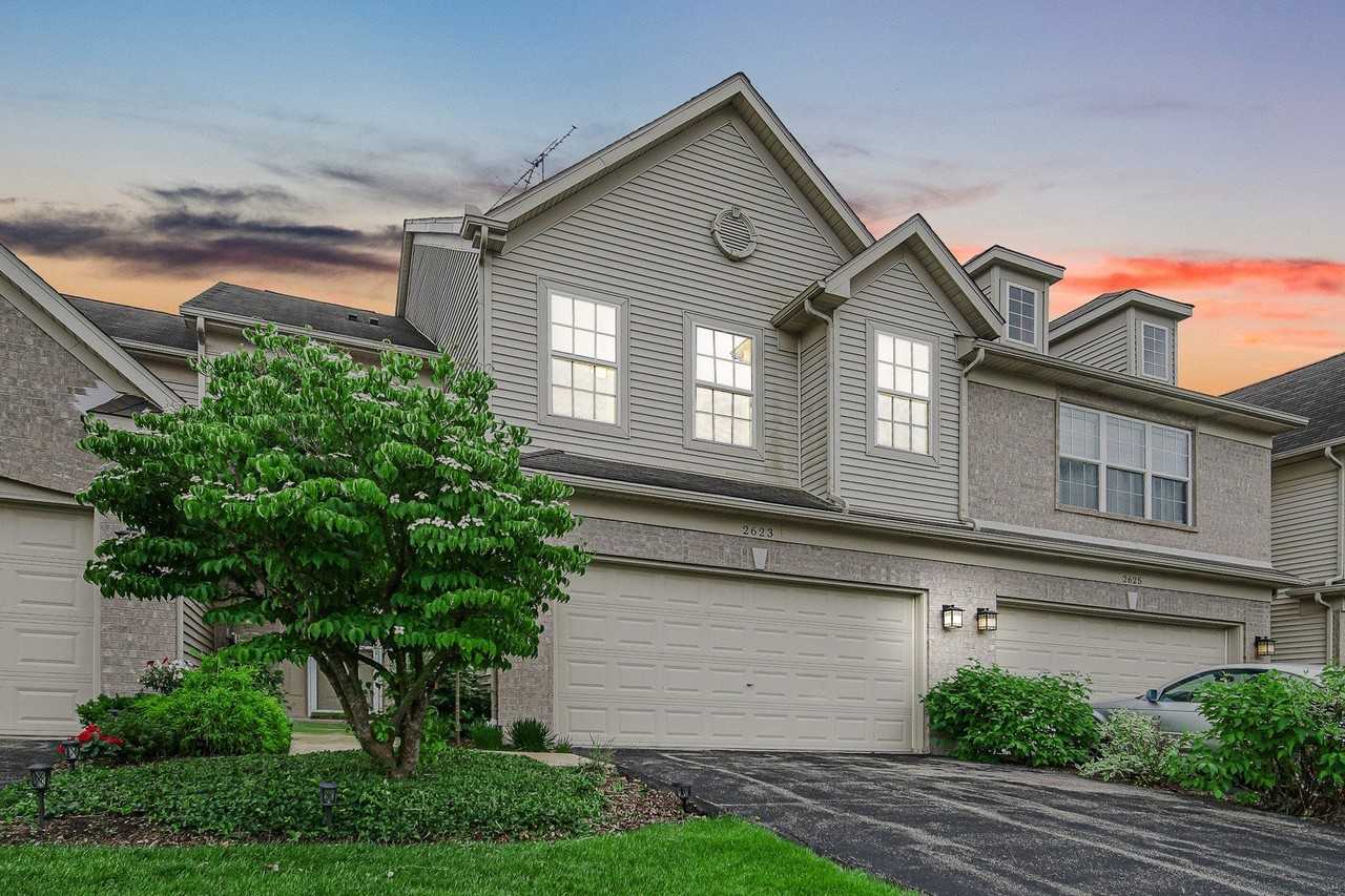 2623 Cobblestone Dr - Photo 2 of 29