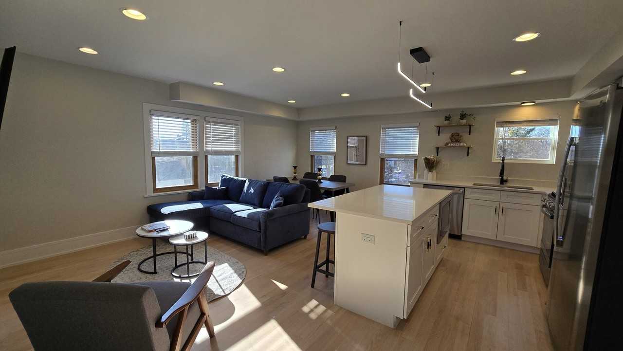 4000 Forest Ave #6 - Photo 2 of 20