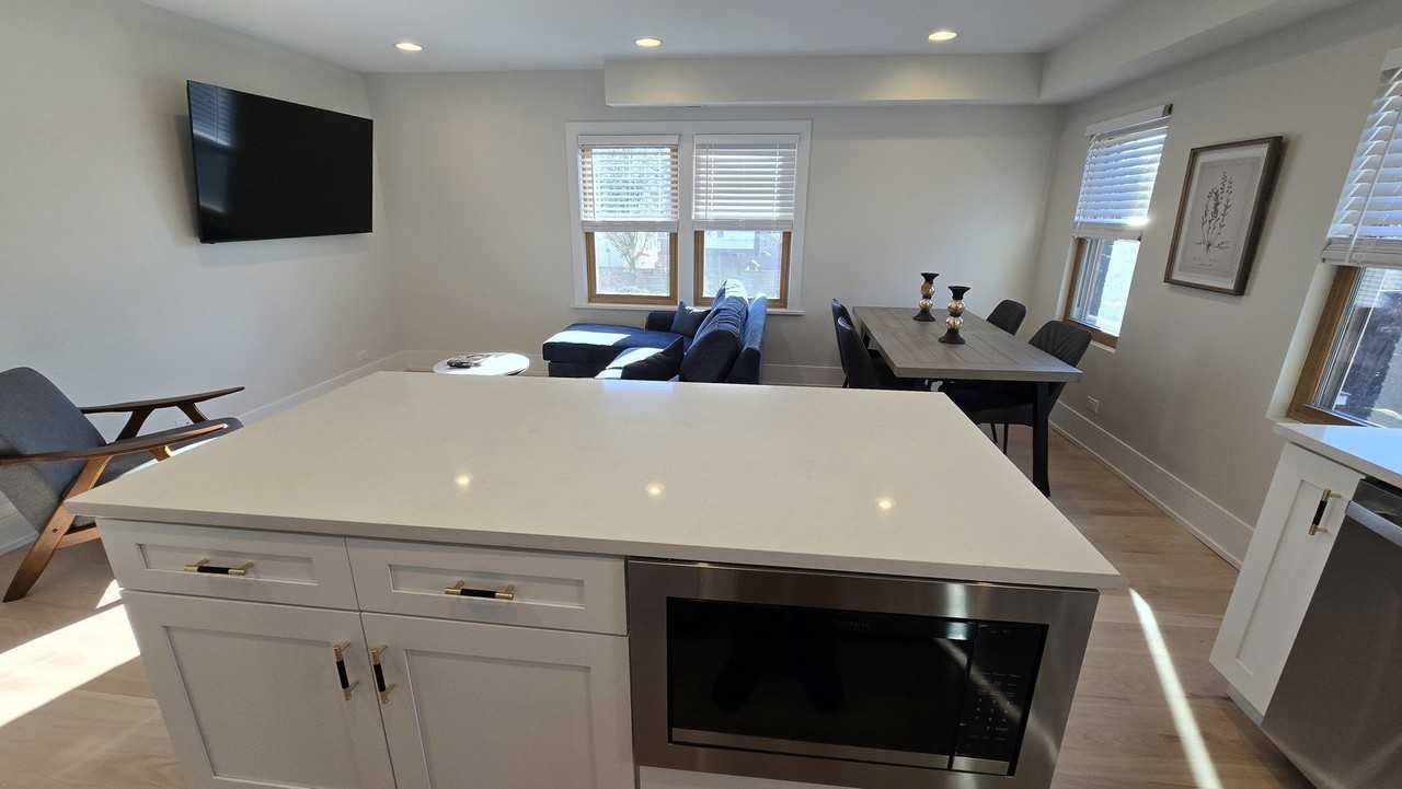 4000 Forest Ave #6 - Photo 6 of 20