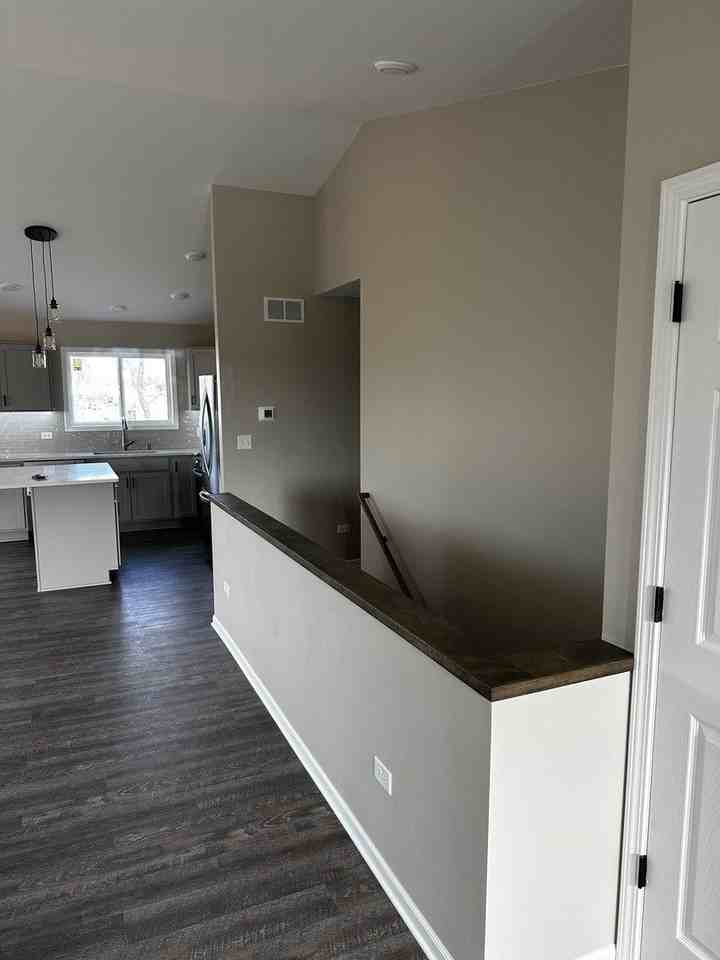 317 Buena Ter - Photo 3 of 10