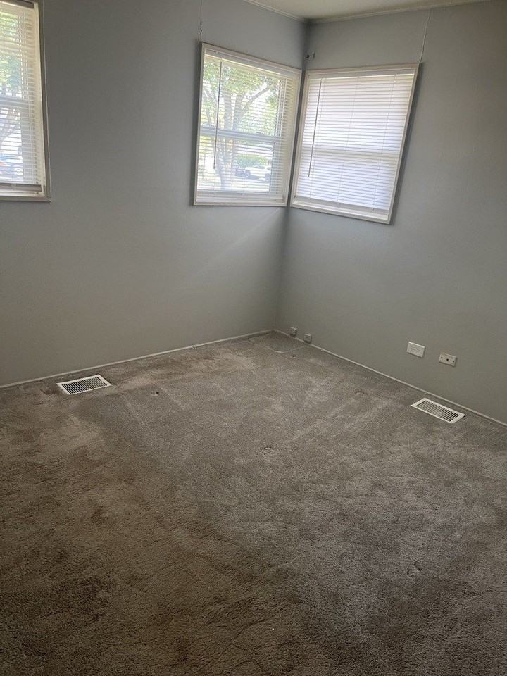 2713 Wilke Rd - Photo 6 of 9