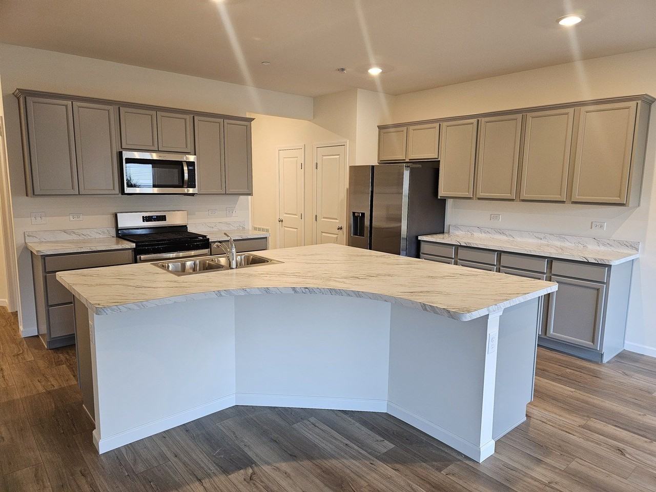 5954 Hawkweed Dr Unit 5954 #5954 - Photo 6 of 35