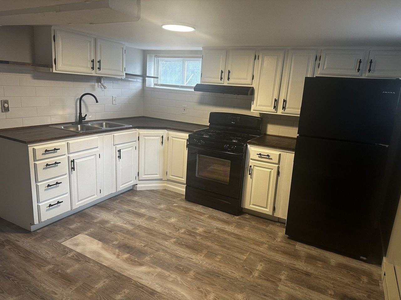 800 Avenue B Apt 1 #1 - Photo 4 of 7