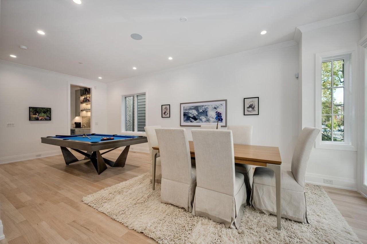 2205 W Huron St - Photo 3 of 34