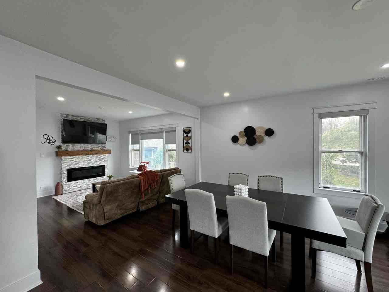 7109 N Keeler Ave - Photo 7 of 28