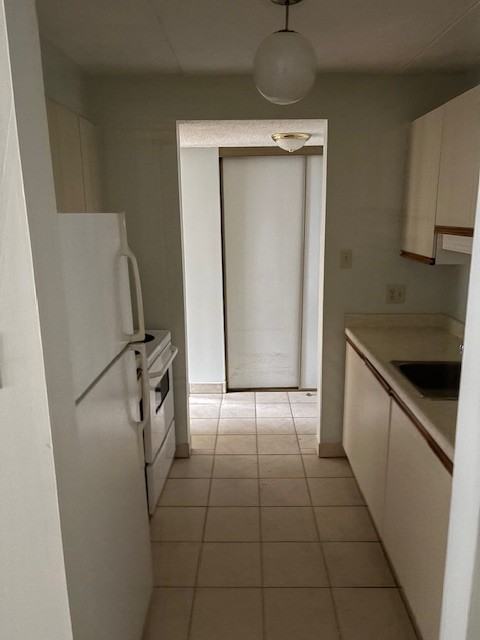 980 Burnham Street #107 - Photo 5 of 6