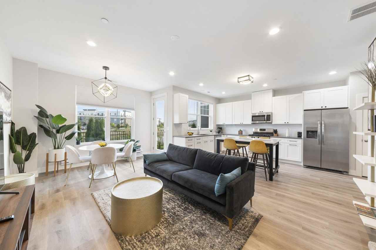 28295 Torch Pkwy - Photo 3 of 43