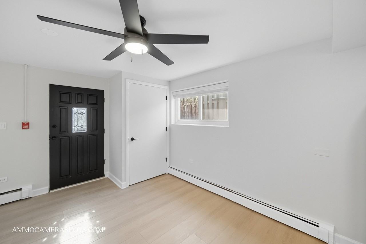 143 Ann St #1S - Photo 3 of 28