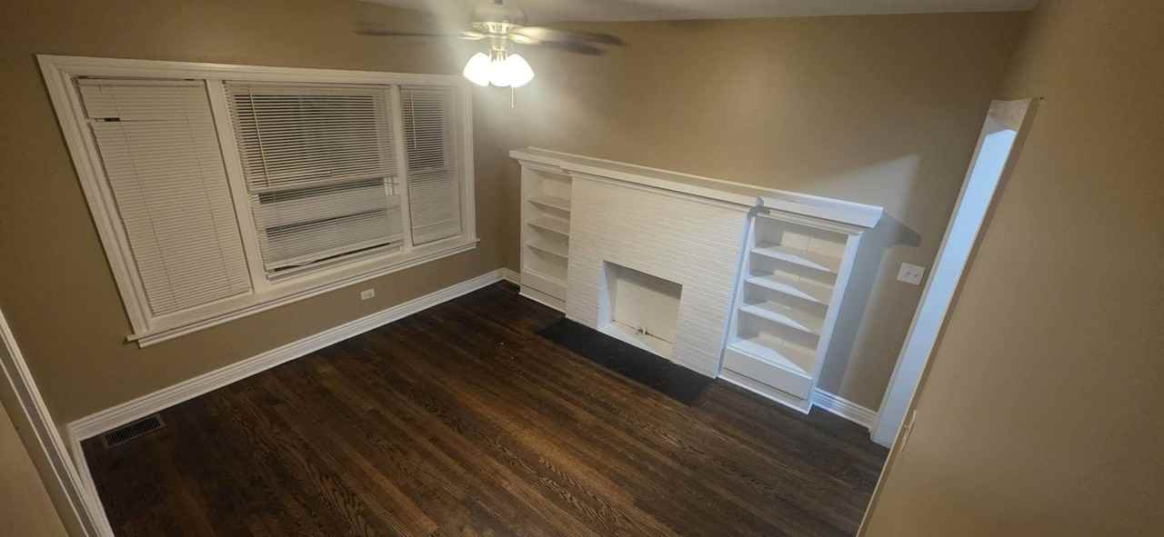 7200 S Peoria St Unit 1 #1 - Photo 2 of 6